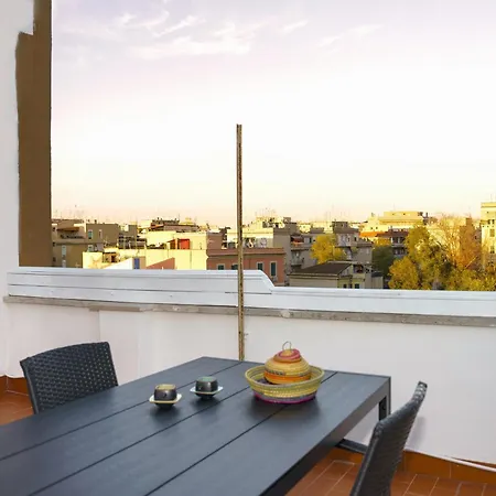 Appartamento Rooftop Quadraro *