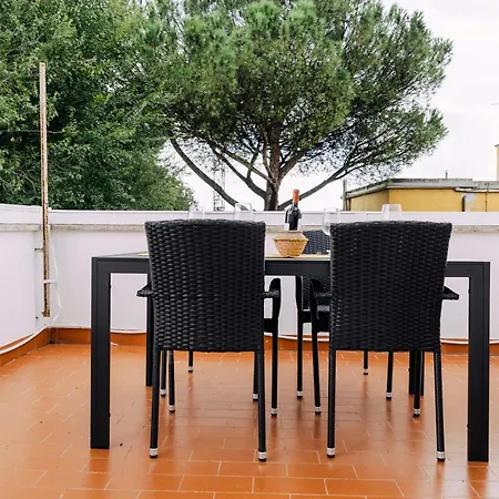 Rooftop Quadraro דירה